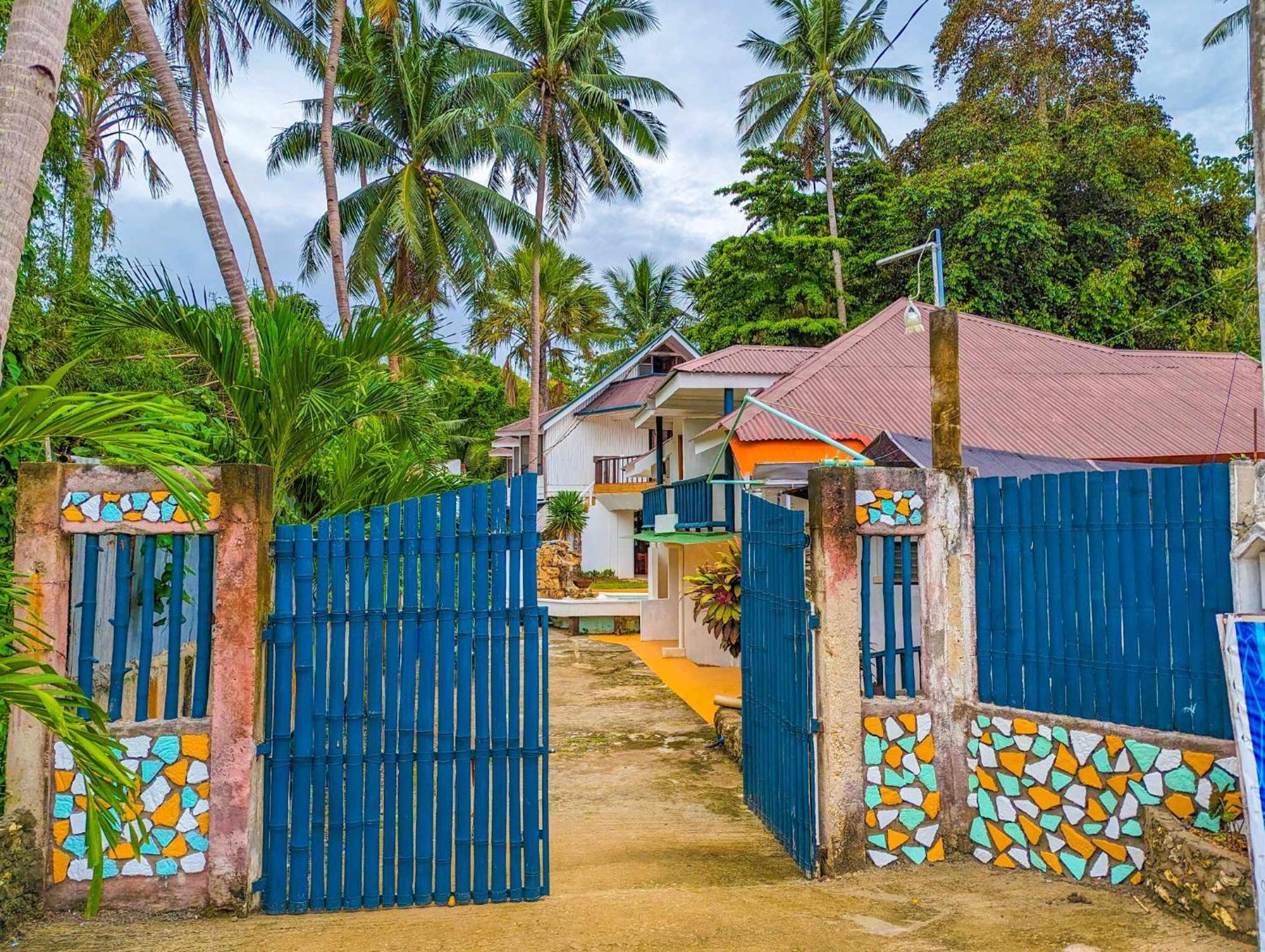 Czar'S Place Siquijor Bagian luar foto